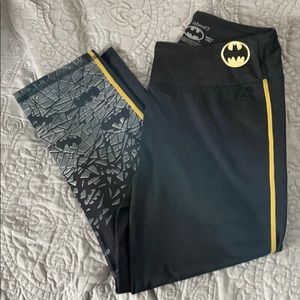 Her Universe Batman workout Capris/Leggings